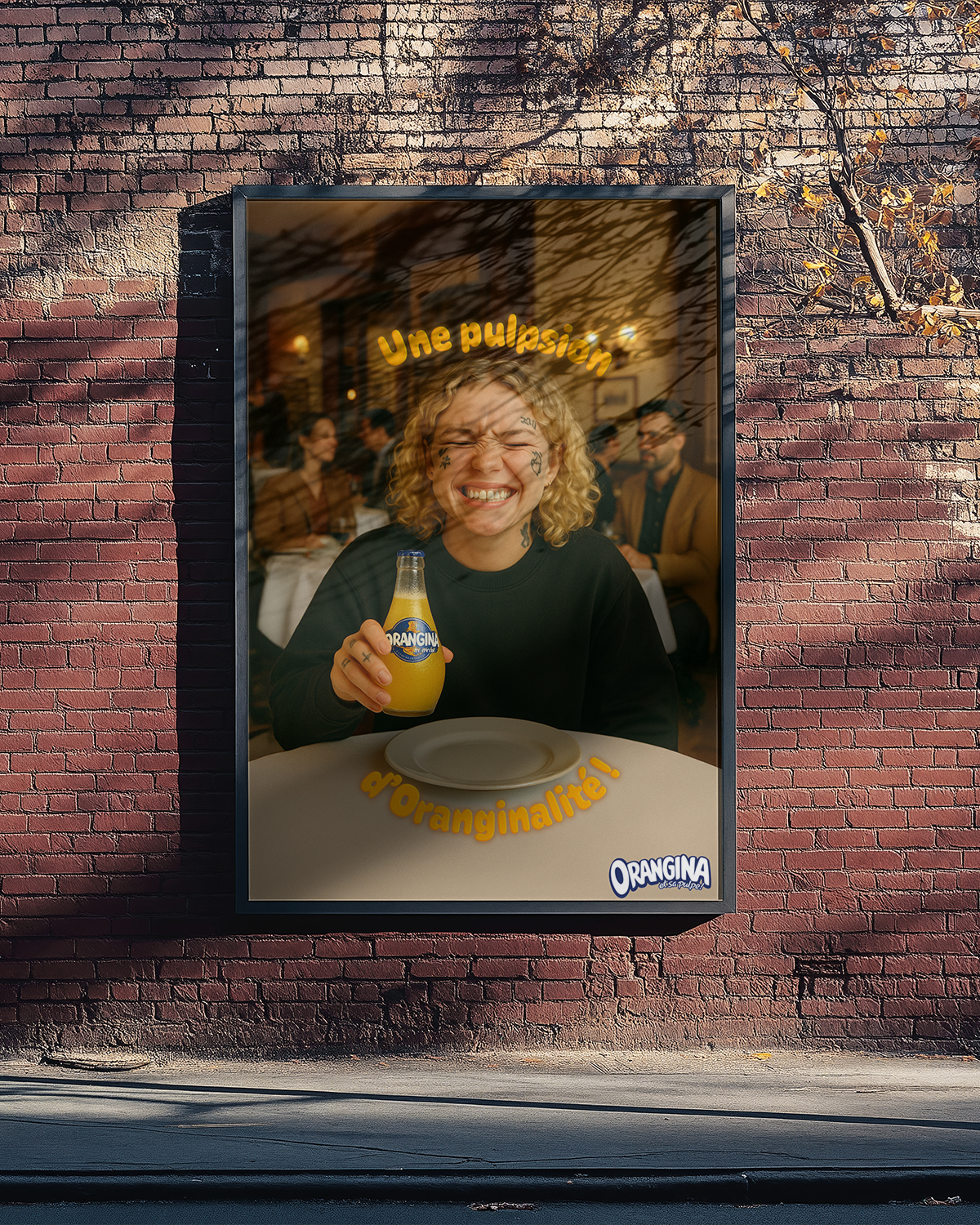 Mockup Affiche Orangina 2